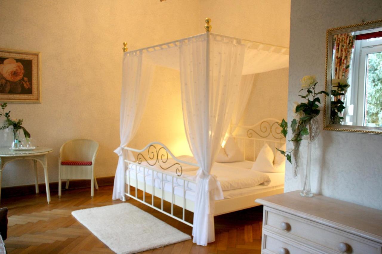 Villa Sophienhoehe Kerpen  Luaran gambar